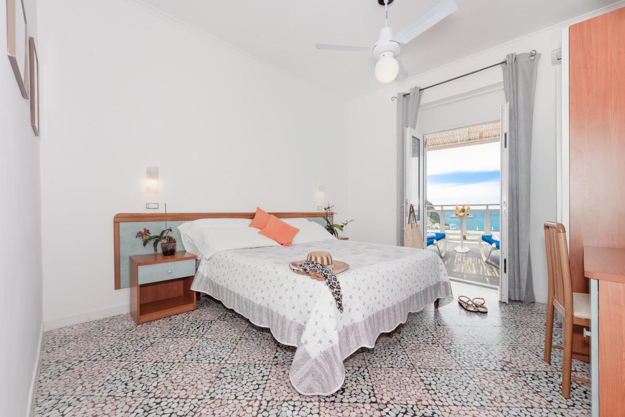 Hotel Villa Sirena Sant'Angelo  Exteriér fotografie